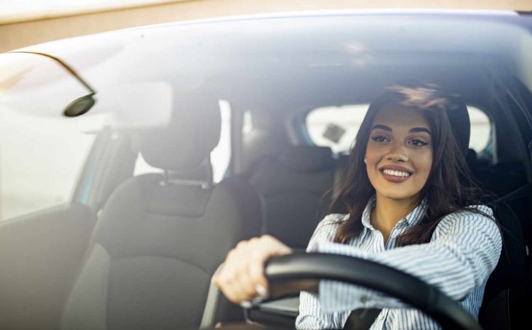  Por que o seguro de carro geralmente é mais barato para mulheres?